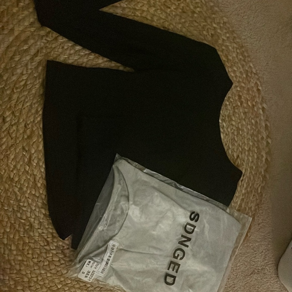 Black and grey shien long sleeve